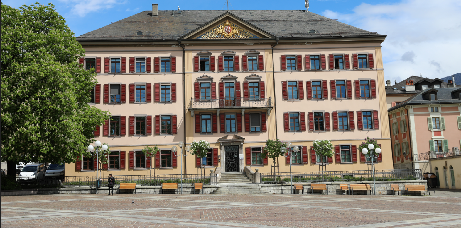 Staat Wallis läßt sein Gebäude am «Place de la Planta» in Sitten sanieren