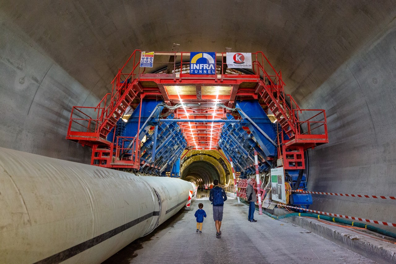 Tunnel Les Evouettes mit Tag der offenen Tür