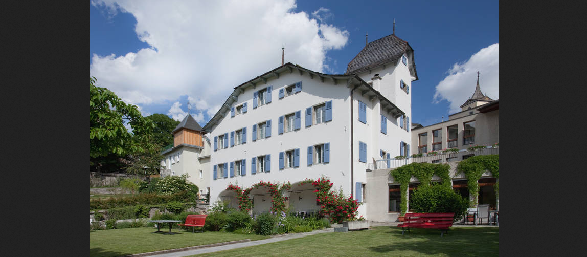 NEO kritisiert Vorgänge um Kauf Gästehaus St. UrsulaZaudernder Zickzackkurs: frühzeitige Besiegelung des Marienheim-Fiaskos