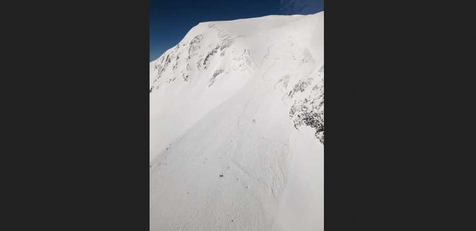 Lawine am Alphubel in Saas-Fee an Ostern:
