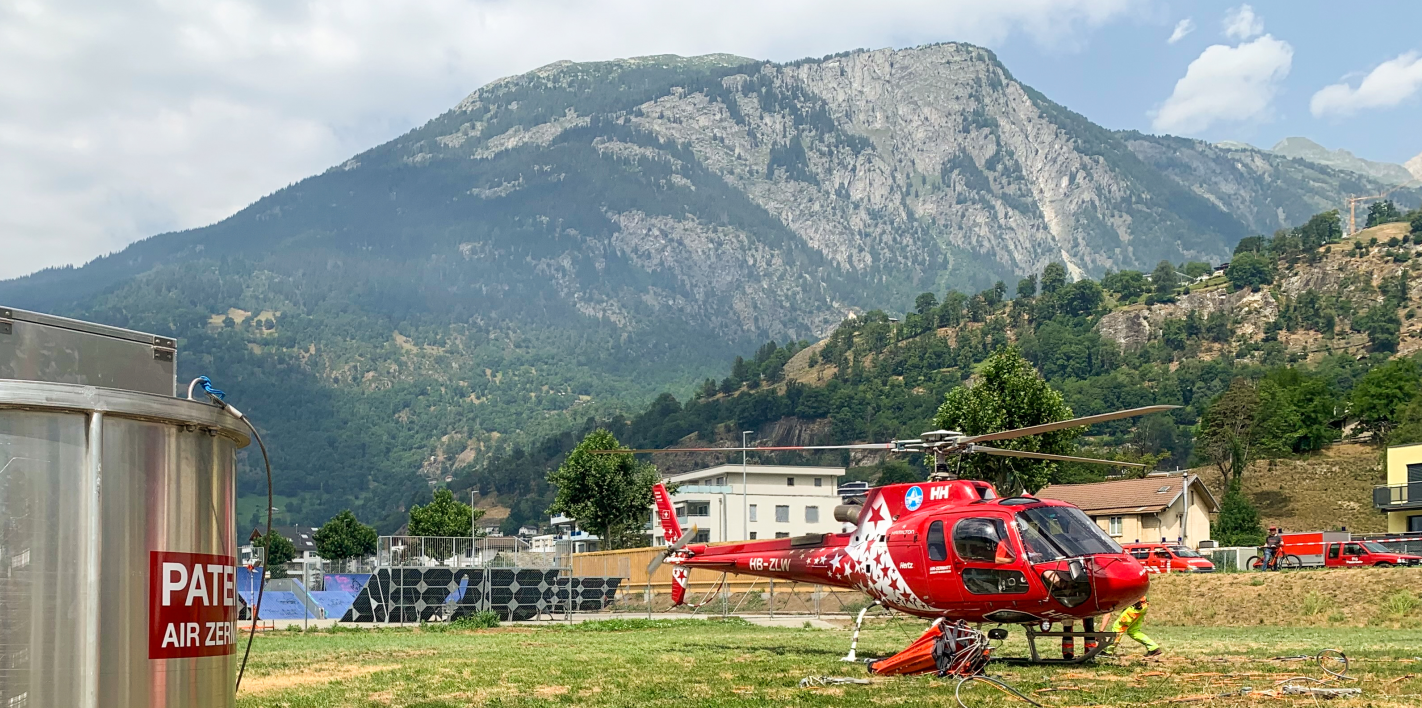 Löschehlikkopter Air Zermatt Waldbrand Bitsch