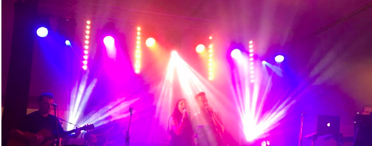 Après-Foire-Zelt an der Wallis-Messe in Martinach