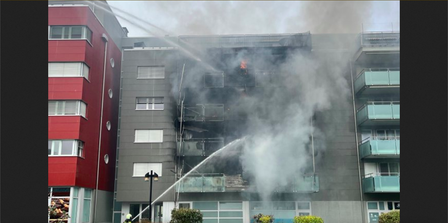 In Monthey brennt fünfstöckiges Wohnhaus in der Avenue du Crochetan