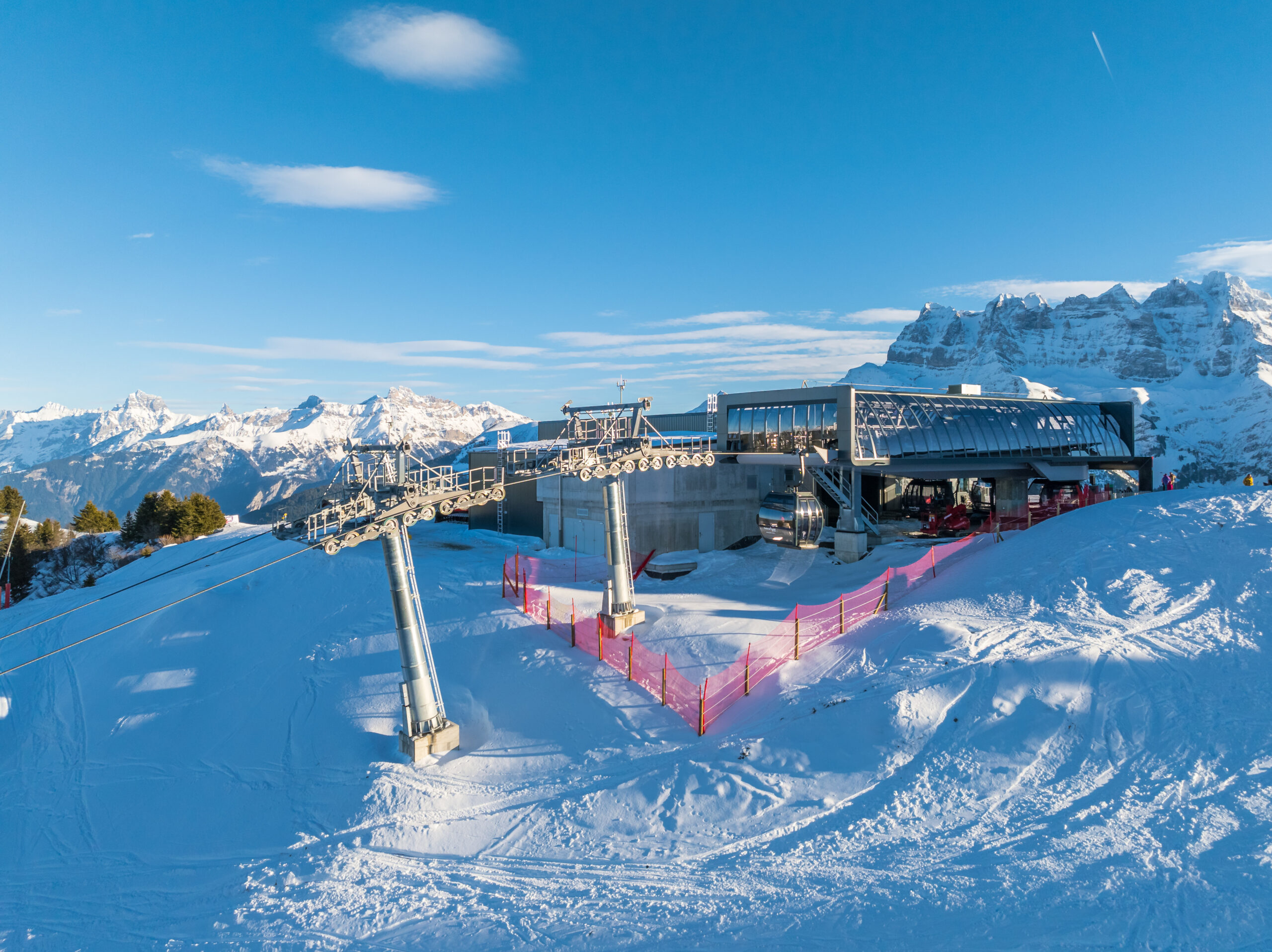 Maschine statt Mensch und mehr Sicherheit: Neue Seilbahn in Morgins fährt autonom