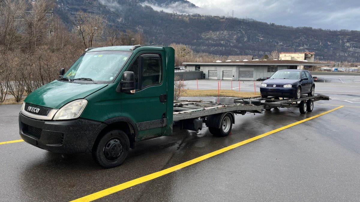 Unterwallis: Erhebliche Verstöße durch Lastwagen und Taxis +++ Etliche male hohe Bußendeposita