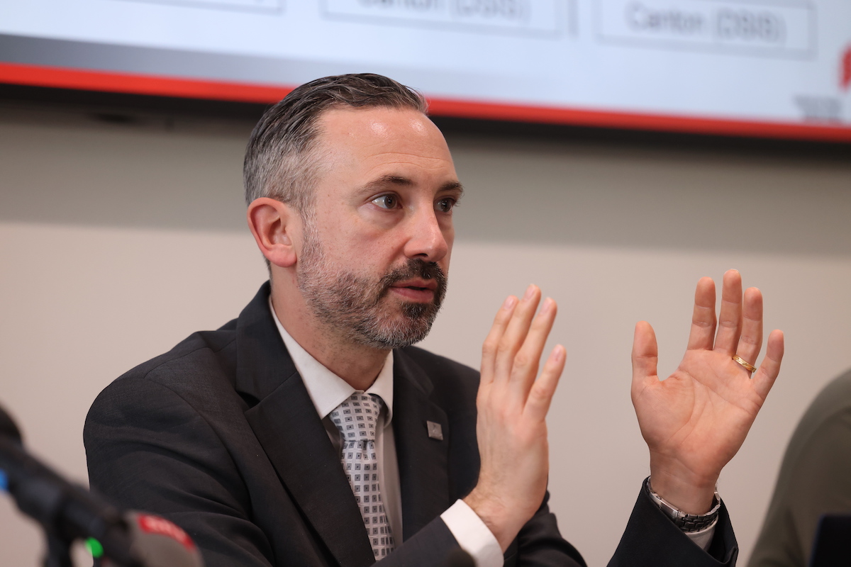 Bilanz 2023/2024 der Präsenz und der Regulierung des Wolfs im Wallis