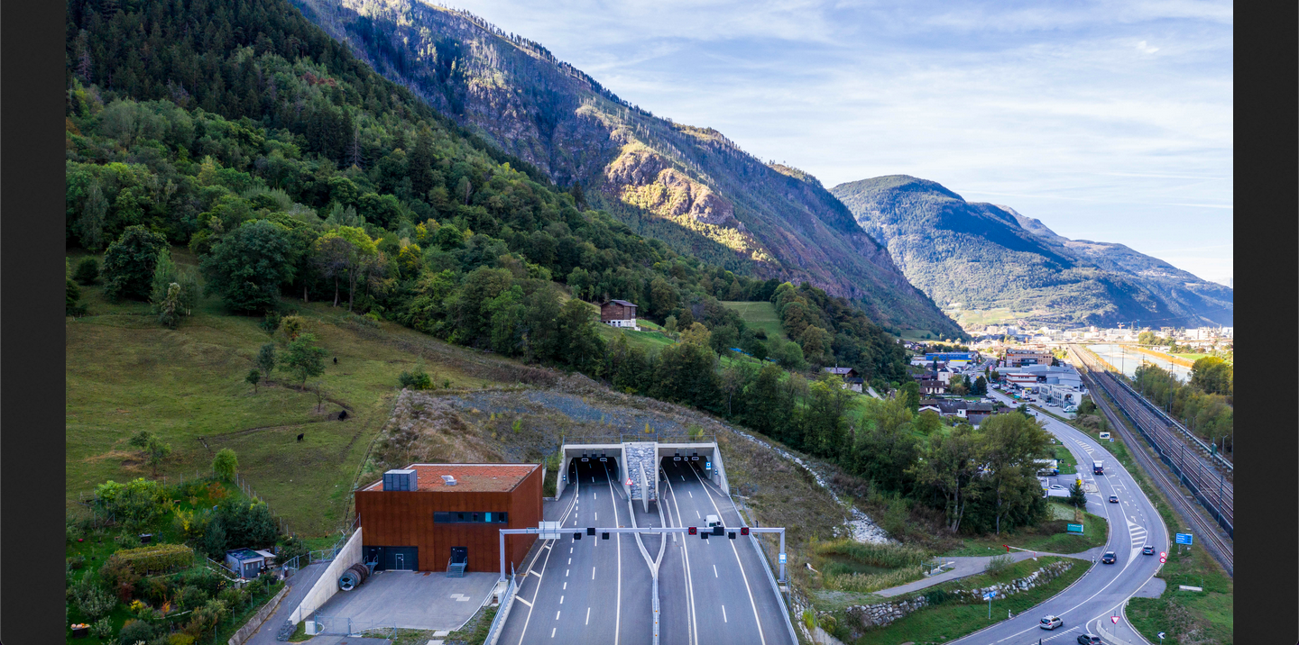 Sperrungen an der Nationalstraße A9: Tunnel Turtmann und Eyholz für periodische Tunnelreinigung