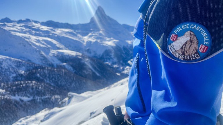 Zermatt: Alpinist (34) auf Bergtour tödlich verunglücktSkibergsteiger auf 4.050 M.ü.M an Matterhorn-Ostwand abgestürzt