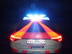 Kapo Wallis Photo-pretexte-Police-cantonale-valaisanne-scaled