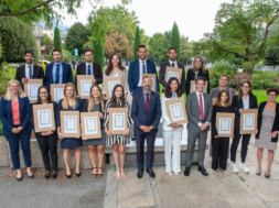 Avocats Notare Anwälte