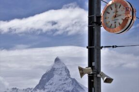 1 Zermatt Omega-Uhr