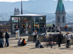 4_InCube_GlasCube-Polyterrasse