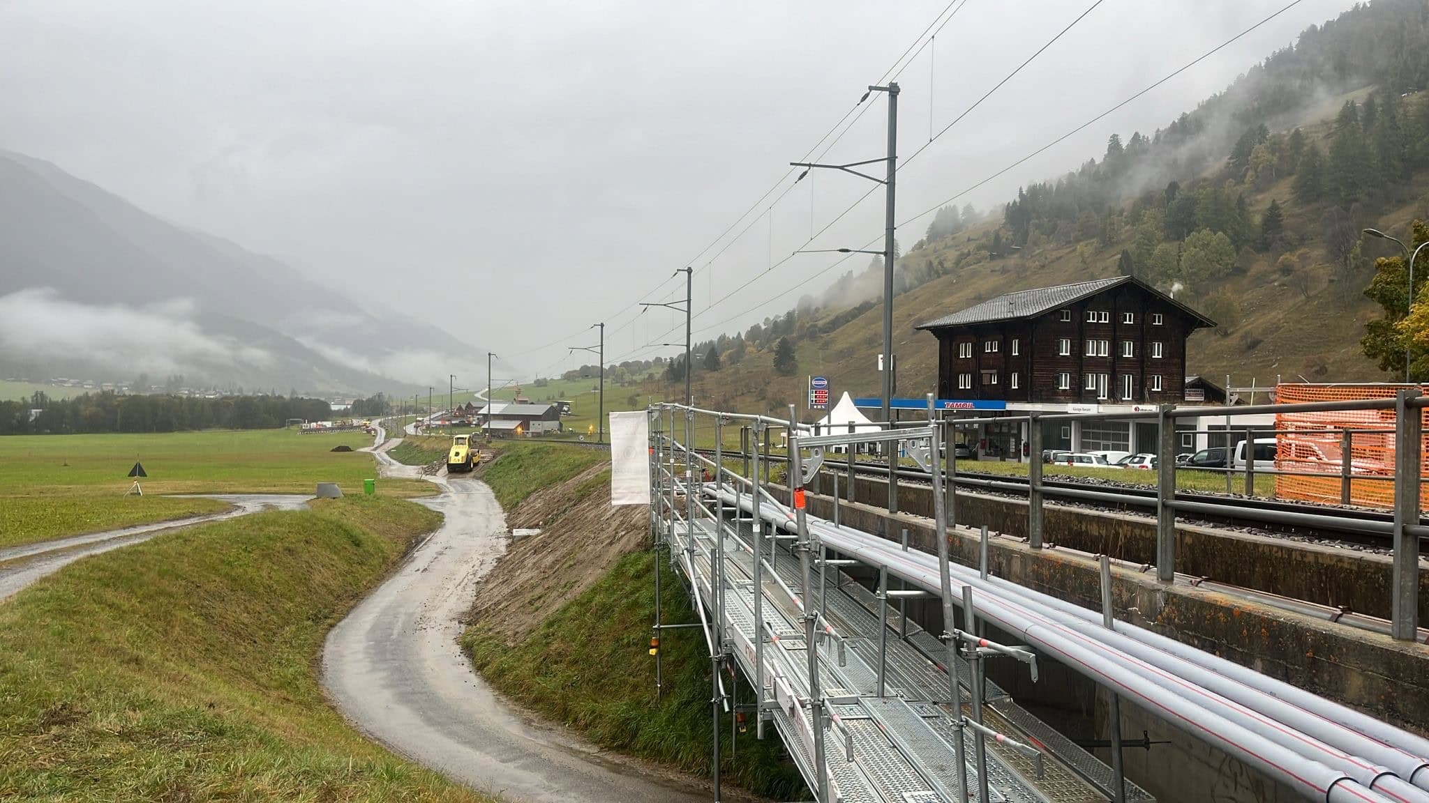 Arbeiter von MG-Bahn-Zug getötetZug der Matterhorn-Gotthard-Bahn überfährt Arbeiter (49†)