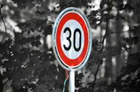 Tempo 30 30er-Zone