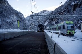 A-Autoverlad-Simplon~2862.tif_master