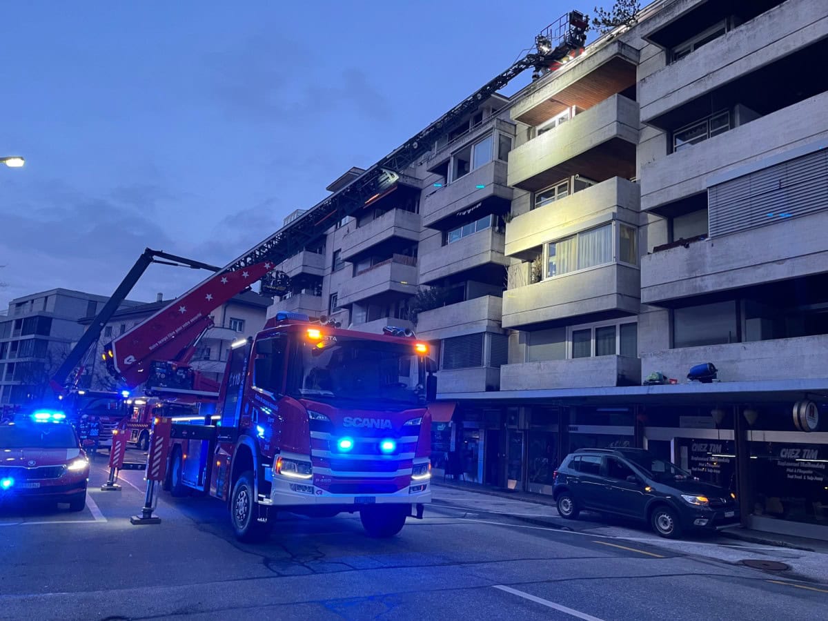 Brand im Stadt-Zentrum von Siders17 Personen im Spital, 50 evakuiert