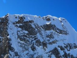 Bergunfall Orsières- Tödlicher Sturz am Mont Dolent 2025_03_19_Orsieres_PolCantVS-768×432