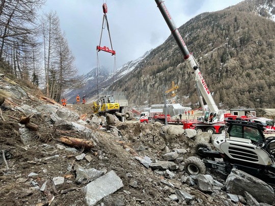 Bahnstrecke Täsch-Zermatt wieder in BetriebUnterbruch der Zugverbindung nach Zermatt beendet