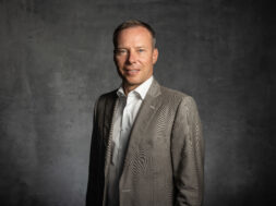 01_Stefan Linder_credits_Remo Neuhaus
