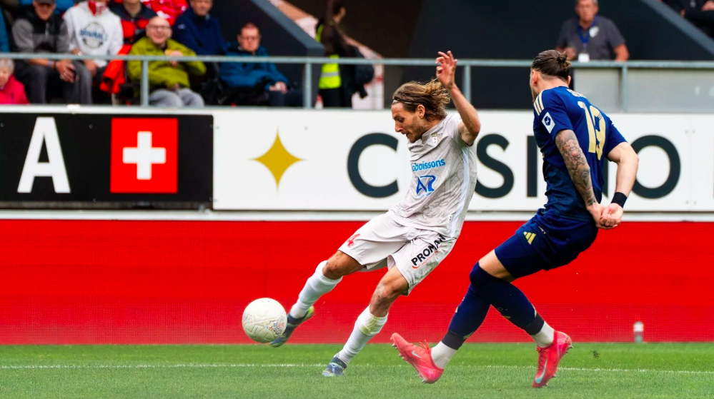 Unentschieden zwischen Sion und Servette im TourbillonFC Sitten mußte Spiel zu zehnt beenden