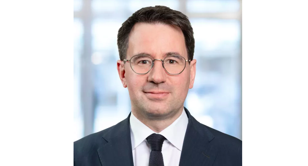 Julian Favre, VZ-VermögensZentrum Sion zum Standort-AusbauAb 23. Mai an neuem Standort direkt am Bahnhof