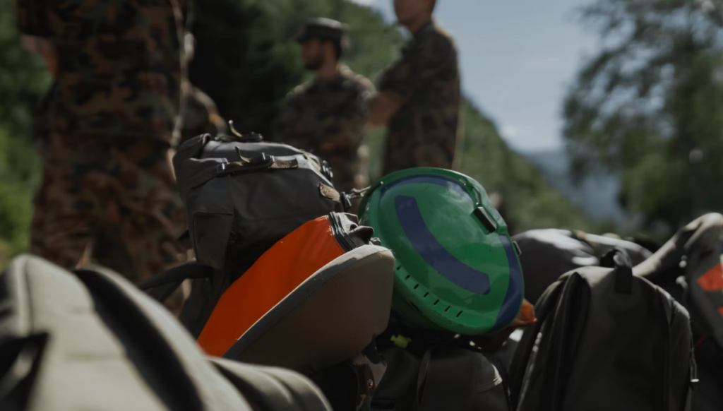 Das Warten darauf, daß man helfen darf, geht weiter (Foto: VBS, Gian-Luca Weidinger)