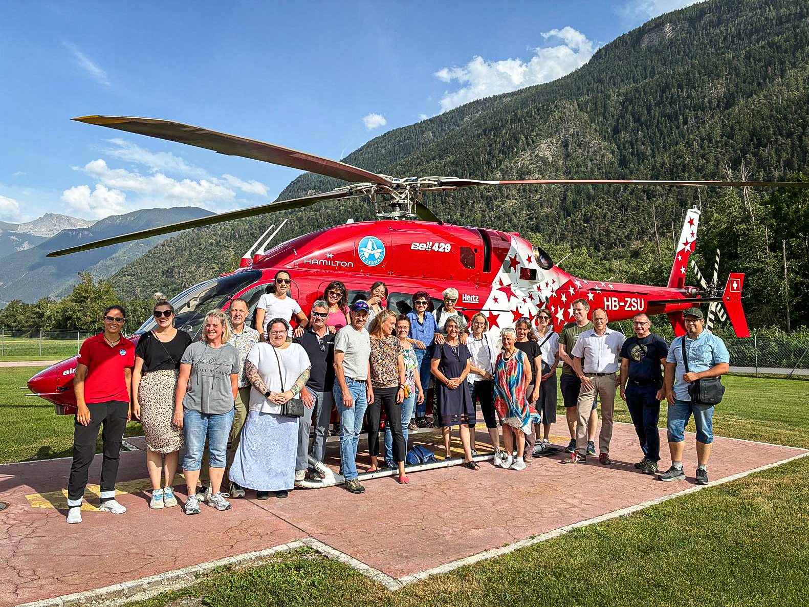 Austausch an den Basen in Zermatt und RaronStarke Partnerschaft für schwere Stunden