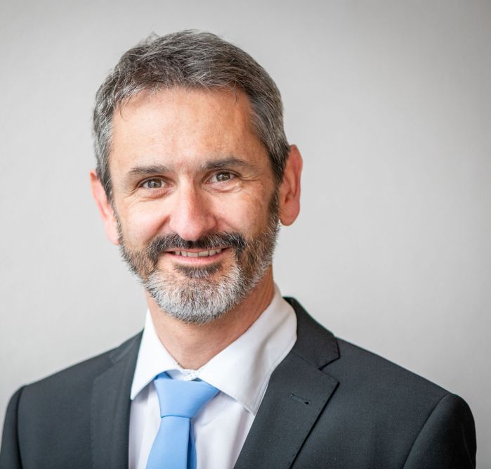 Roberto Imoberdorf neuer Präfekt des Bezirks Goms, Jürg Hallenbarter neuer VizepräfektenFredy Huber geht, Nachfolger tritt am 1. Juli sein Amt an