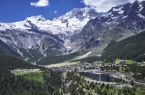 Saas-Fee_Dorf_Sommer-2019-0002