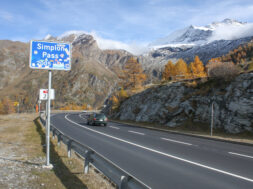 A9 Simplon Simplon paß Herbst Spätsommer Lärchen braun