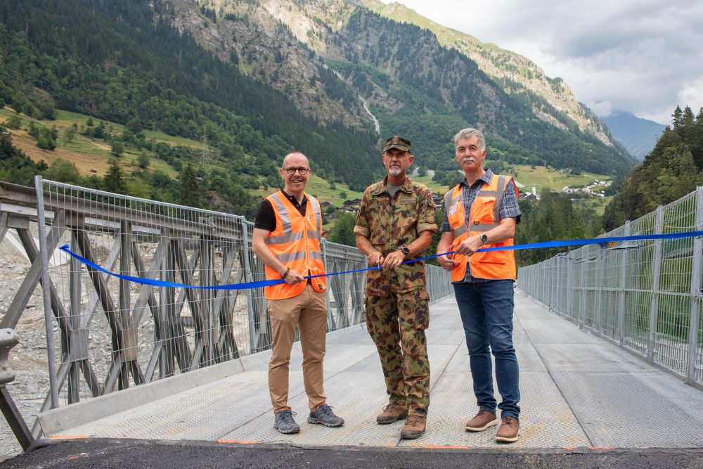 Verbindung ins Obere Bangital (Haut Val de Bagnes) wiederhergestelltMilitärbrücke ab Mittwoch in Betrieb
