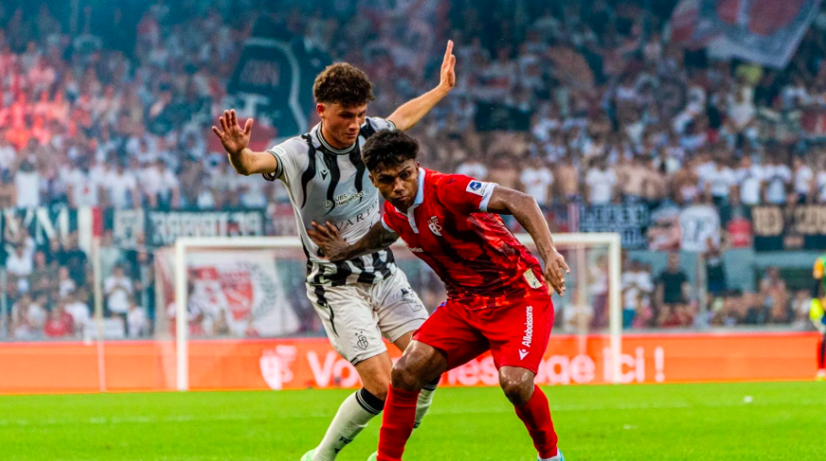 Der FC Sion empfängt den FC Basel im TourbillonGästesektor in Sion für FC Basel wieder geöffnet