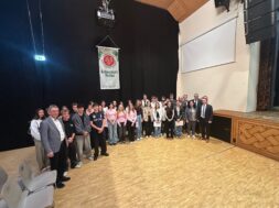 Gesamtfoto Jungbürgerfeier Kopf