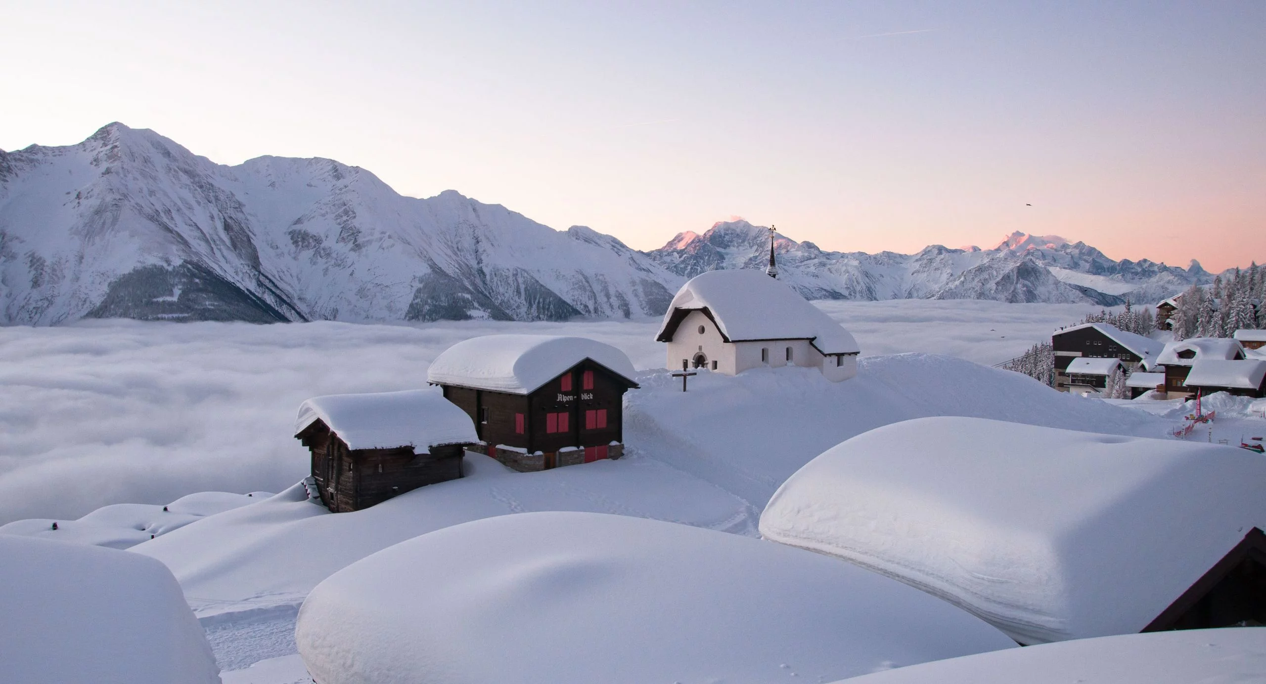 Autofreie schneesichere Destination Aletsch-ArenaWas gibt es für diesen Winter 2025/2026 Neues zu entdecken?