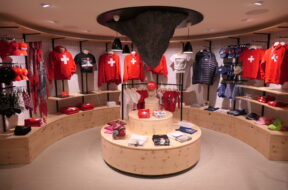 Shop mit umgekehrten Matterhorn ist fertig