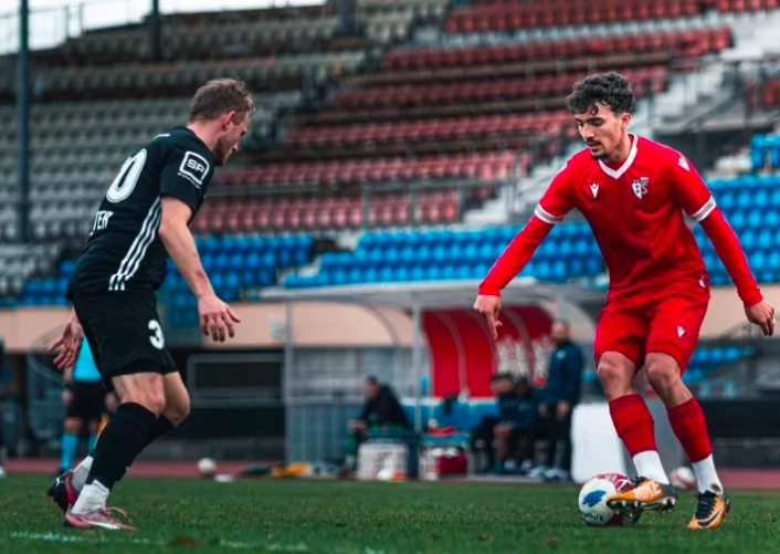 Der FC Sion unterliegt dem Stade Lausanne Ouchy im Stade de la PontaiseFreundschaftsspiel verloren