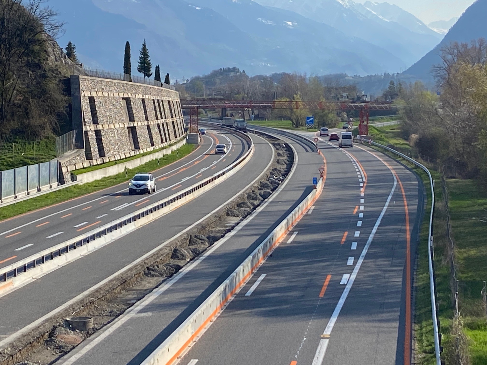 Autobahn A9 Sion-Est – Sierre-Est Fahrtrichtung Brig unterbrochenNachtsperrung für Signalmontage