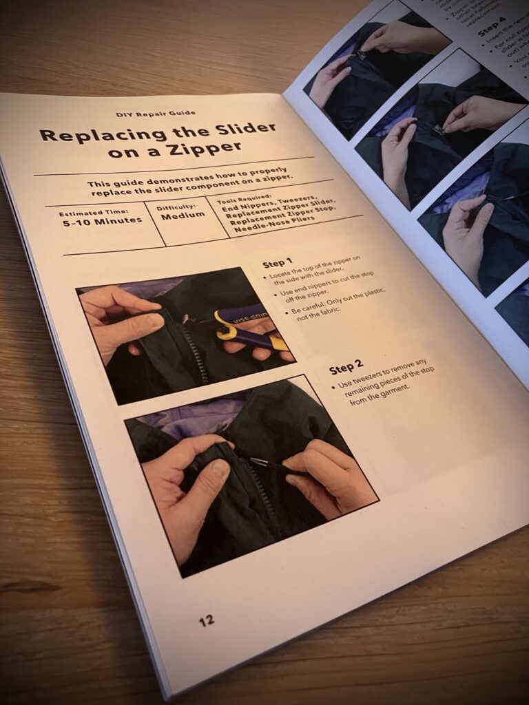 Ein vor Ort abgegebener Reparaturleitfaden zeigt Schritt für Schritt, wie sich typische Schäden selbst beheben lassen. Die Praxis der Instandsetzung wird damit über den Moment hinaus weitergegeben.