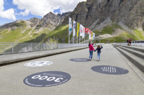 DIG16685_Michel_Martinez_consultation