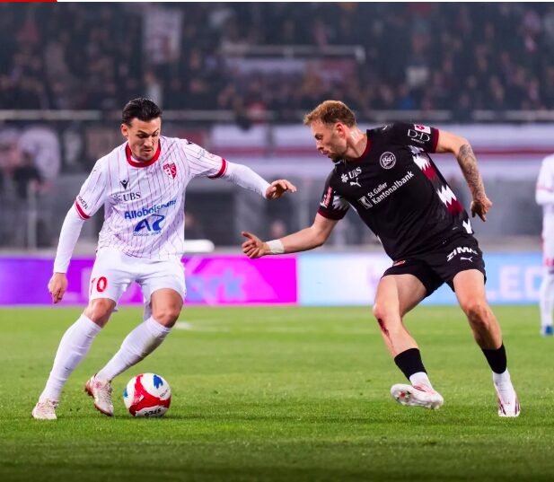 Überzeugender Sieg des FC Sion gegen den FC St. GallenDer FC Sitten bestätigt seinen Platz in den Top 6