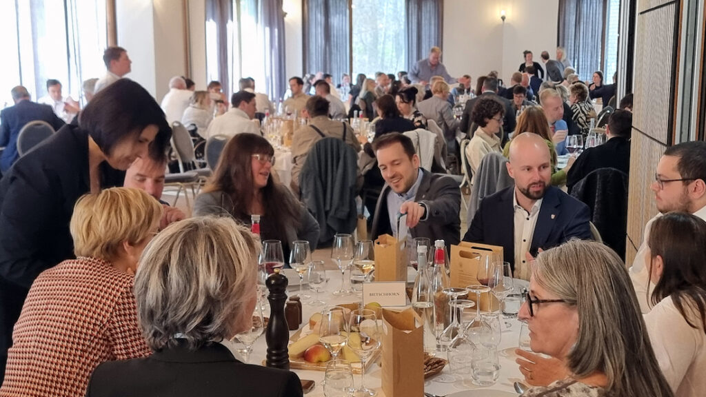 Den Fotos nach zu urteilen war es eher ein Großratswein als eine Großratssuppe.