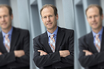 Dr. Hugo Burgener aus Naters ernanntNeuer Generaldirektor des Spital Wallis