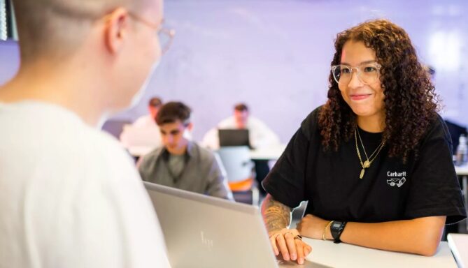 Projekt InterAction: Wie künstliche Intelligenz den Service Public verändertPotential und Herausforderungen im Verwaltungsalltag