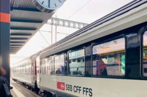 SBB Pünklichkeit #Bahnhofsuhr Bildschirmfoto 2026-04-06 um 17.09.21