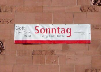 Erweiterung der Sonntagsarbeit im DetailhandelArbeit am Sonntag wird etwas liberalisiert