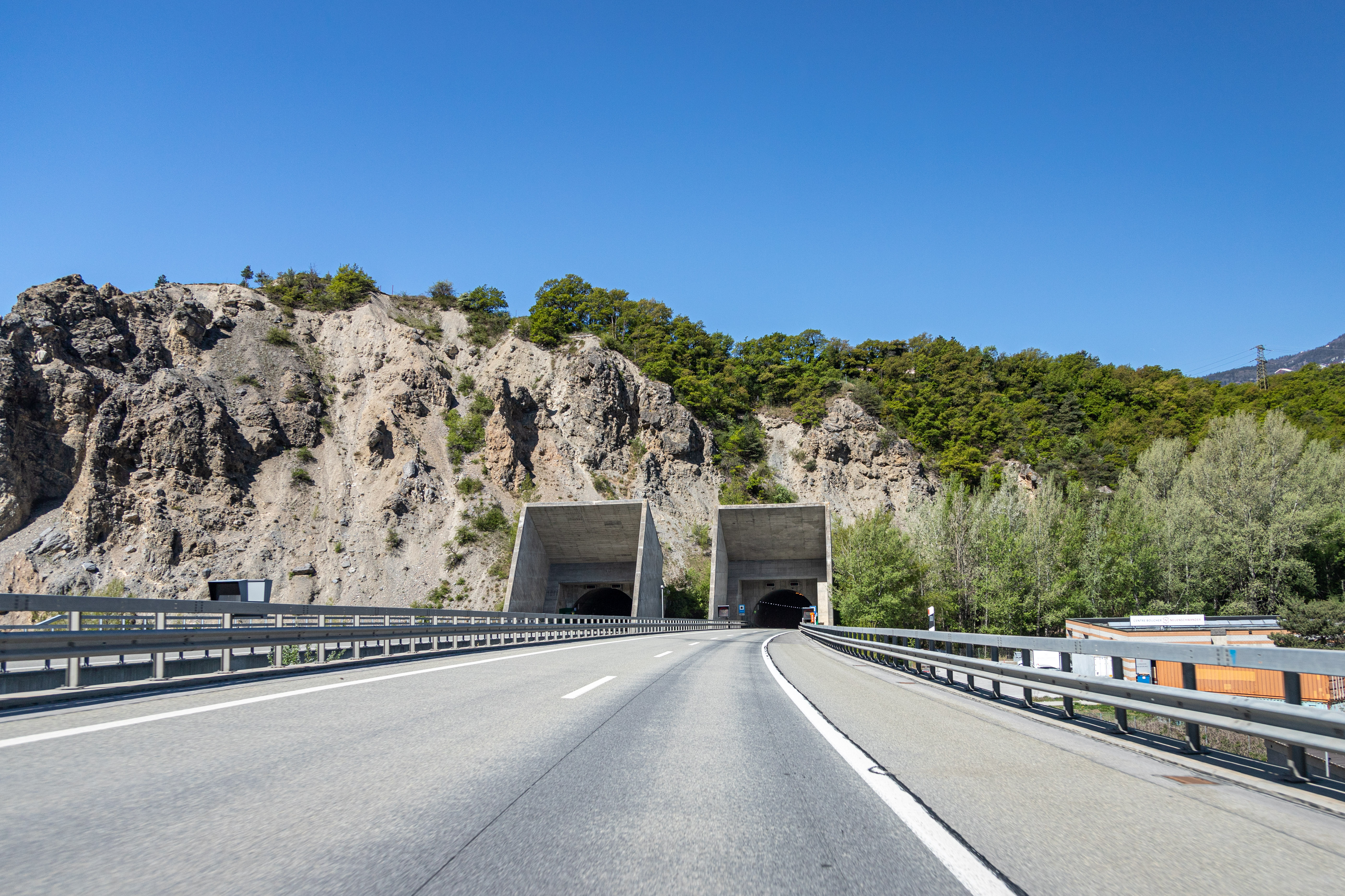 Tunnel Siders wird gesperrtNachtsperrungen für Unterhaltsarbeiten und Änderung der Verkehrsführung