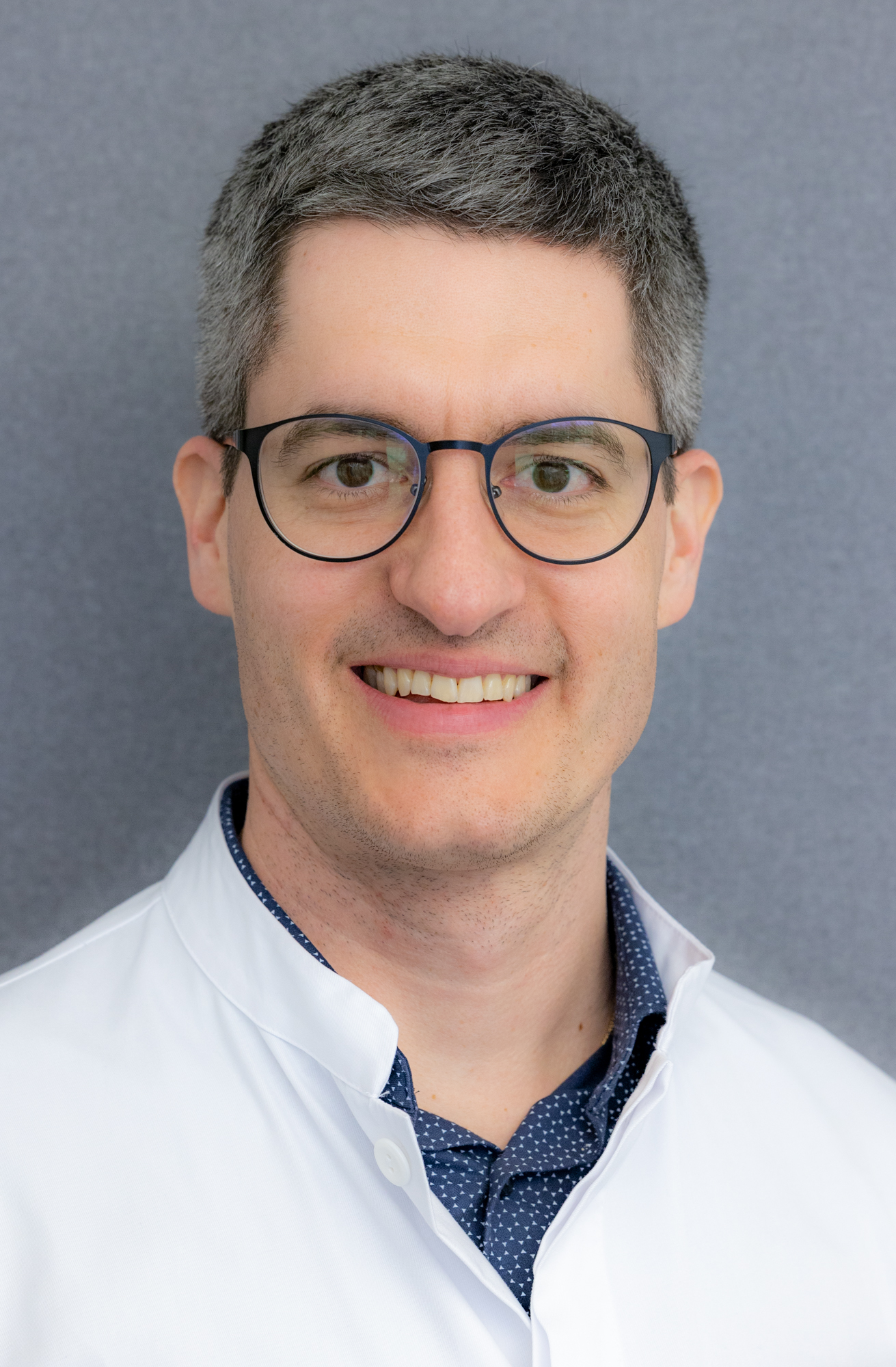Dr. med. Samuel Schmid wird KlinikleiterKlinik Orthopädie / Traumatologie des Spitalzentrum Oberwallis SZO unter neuer Führung