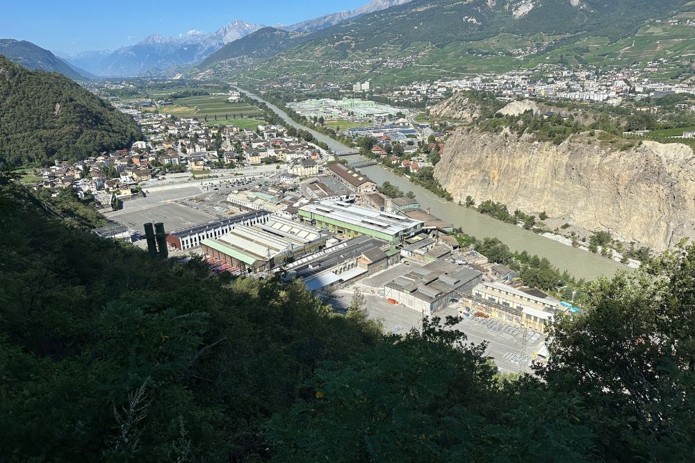Unwetter vom Juni/Juli 2024 mit Rhoneüberschwemmungen bei Novelis und ConstelliumUnterstützung des Staates Wallis für Härtefälle