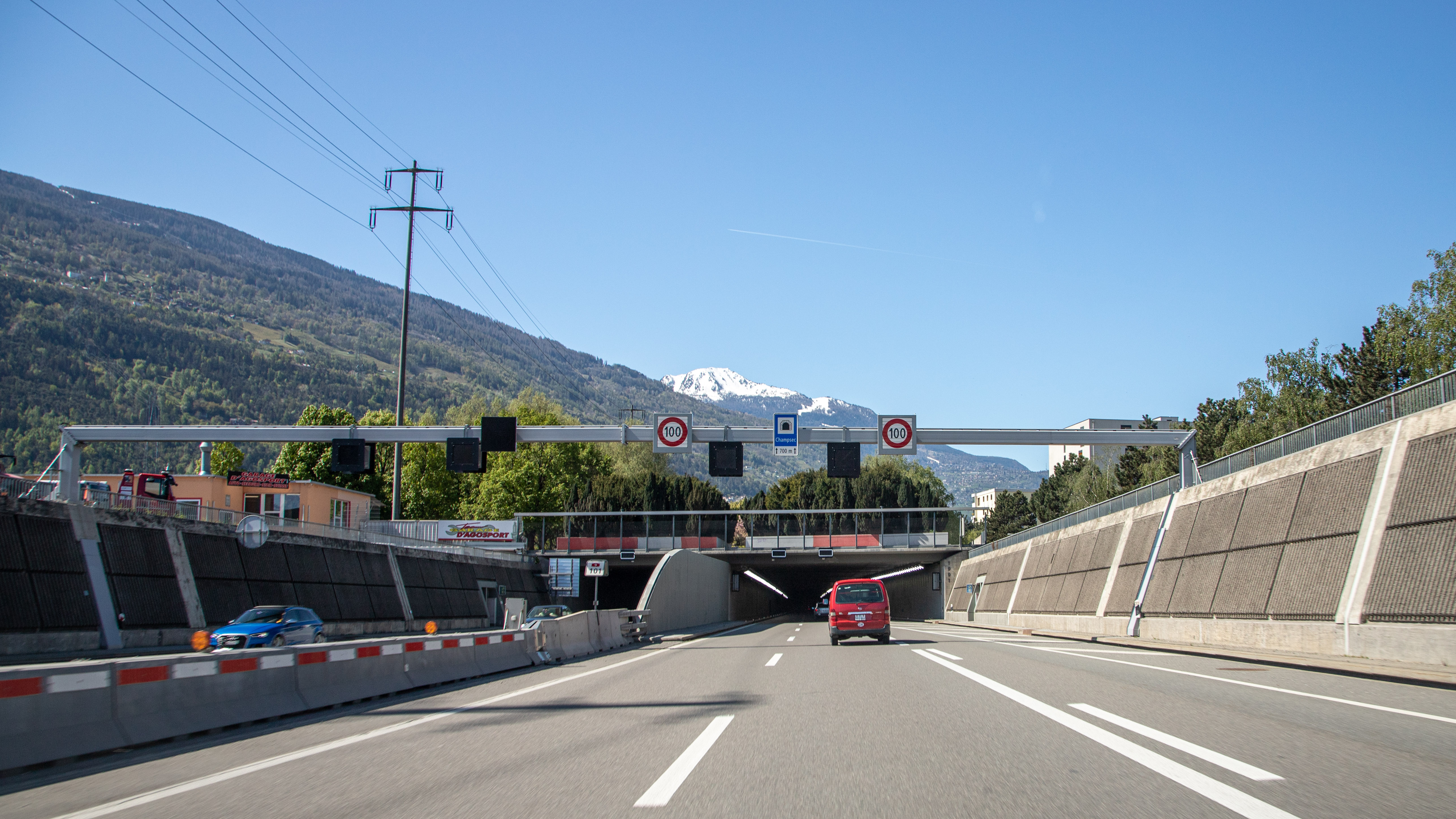 Autobahn A9 wird wegen Tests gesperrtNeue Tunnelkameras mit Ereignisdetektion