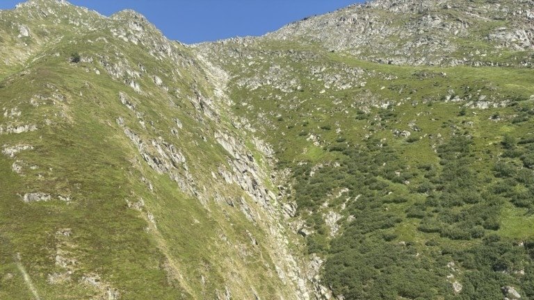 Naters: Gleitschirmunfall fordert TodesopferExtremsportler (35) stirbt beim Foggenhorn im Gredetschtal